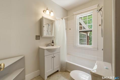 46 Old Mill Lane West Hartford CT 06107