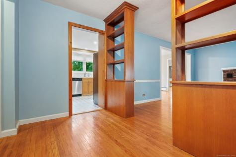 1 Chapman Avenue Waterford CT 06375