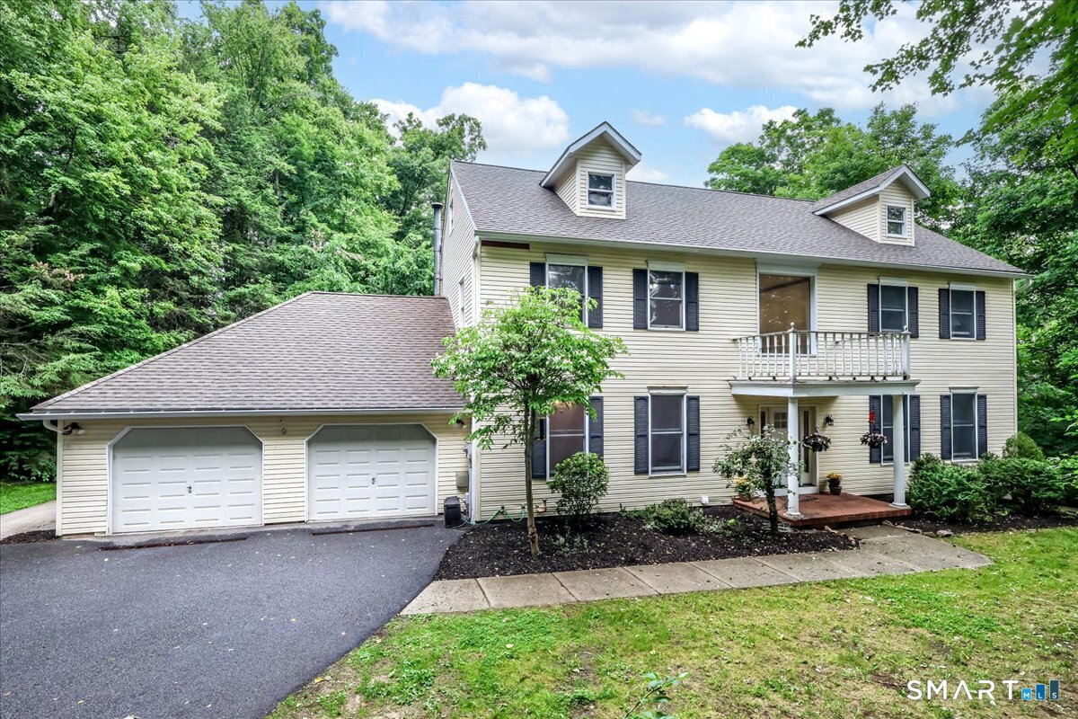 33 Greenknoll Drive Brookfield CT 06804