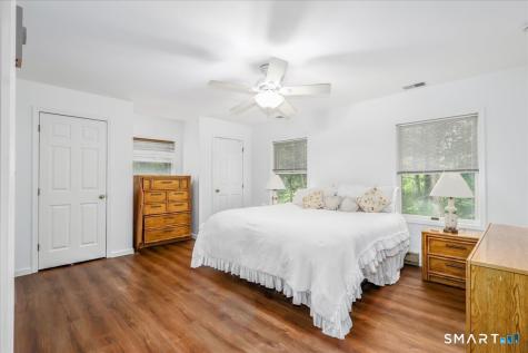 33 Greenknoll Drive Brookfield CT 06804