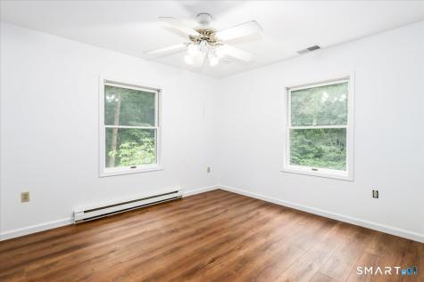 33 Greenknoll Drive Brookfield CT 06804