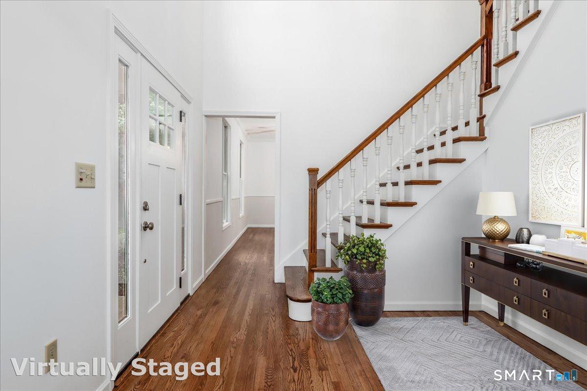 33 Greenknoll Drive Brookfield CT 06804