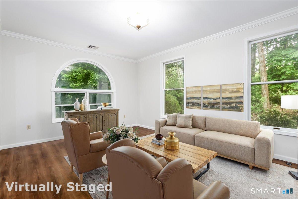 33 Greenknoll Drive Brookfield CT 06804