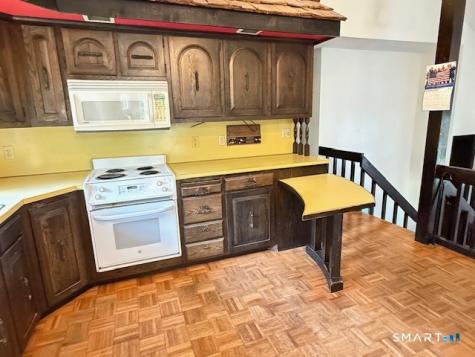 65 Glenview Road Meriden CT 06450