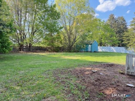 65 Glenview Road Meriden CT 06450