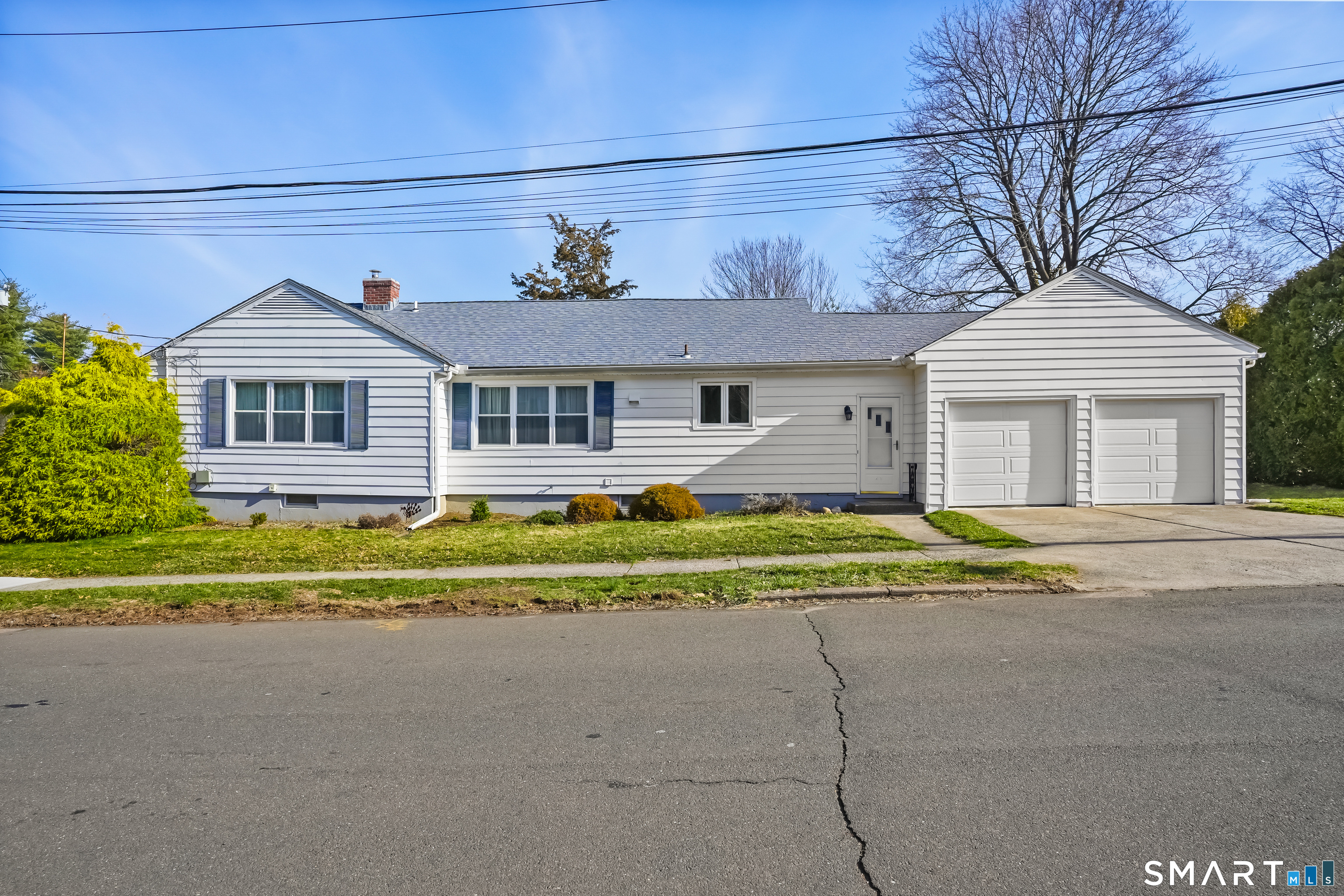 184 Greenway Street Hamden CT 06517