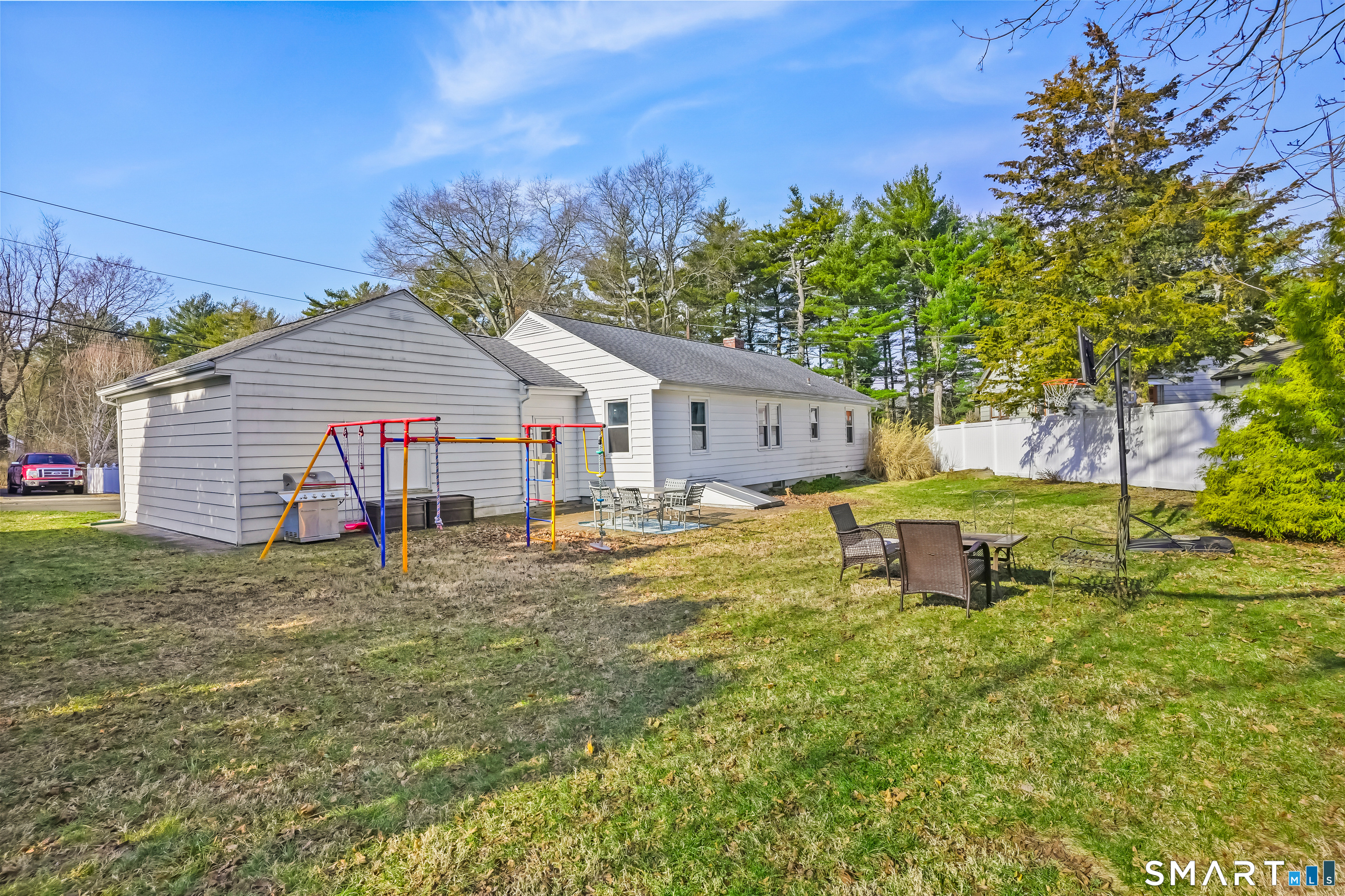 184 Greenway Street Hamden CT 06517