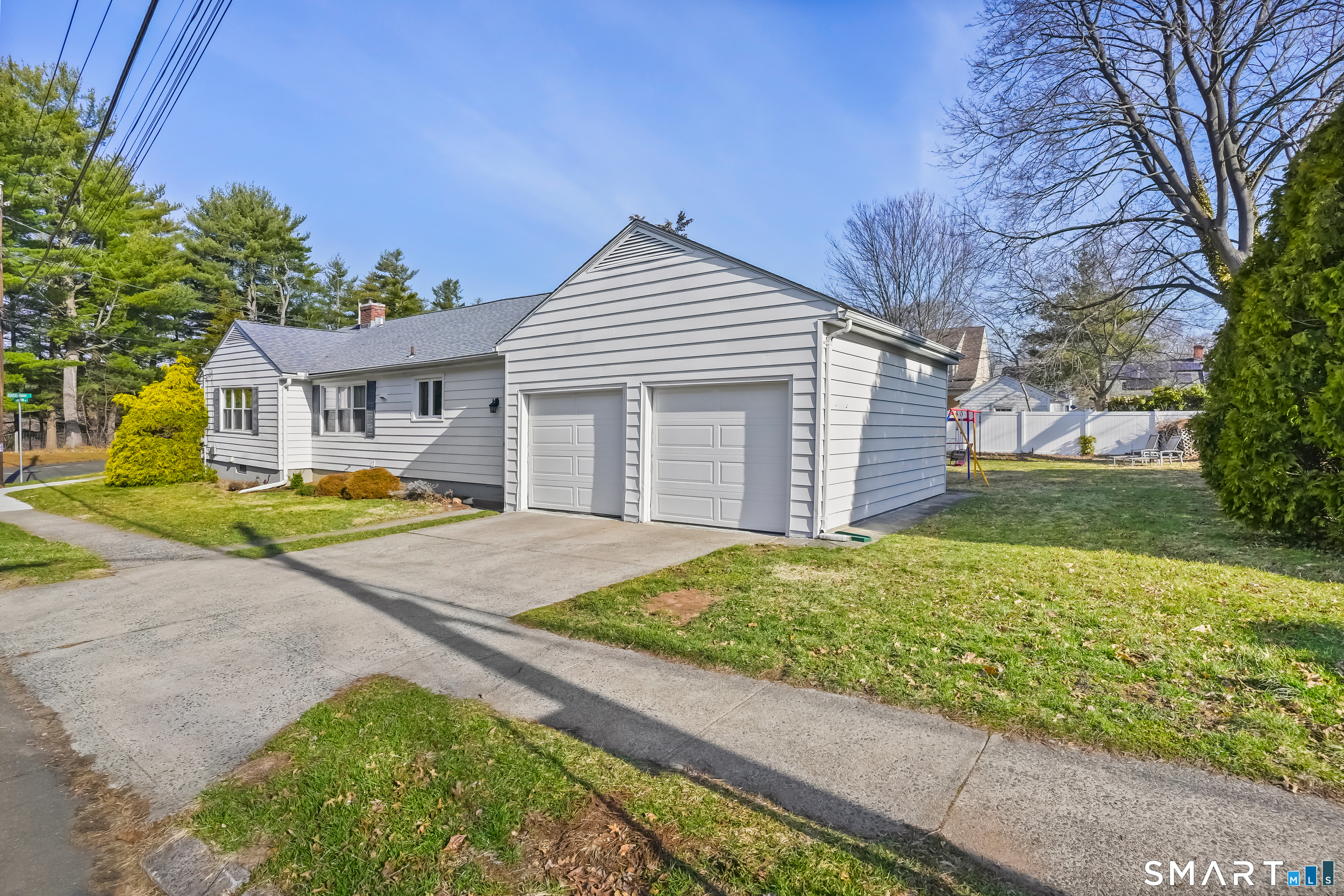 184 Greenway Street Hamden CT 06517