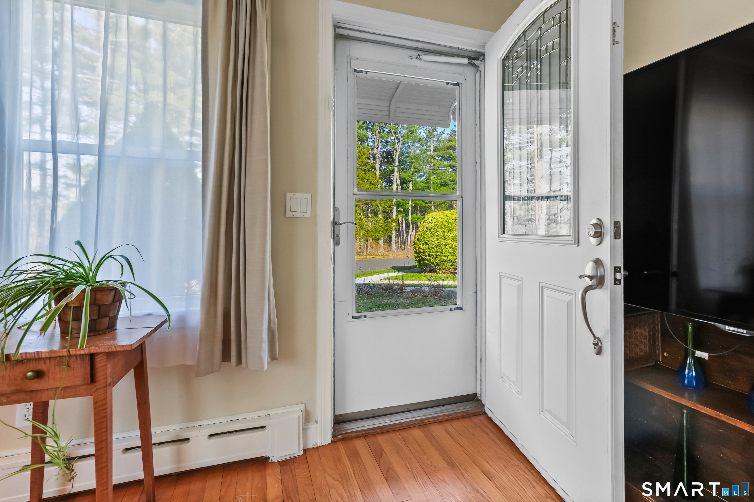 184 Greenway Street Hamden CT 06517