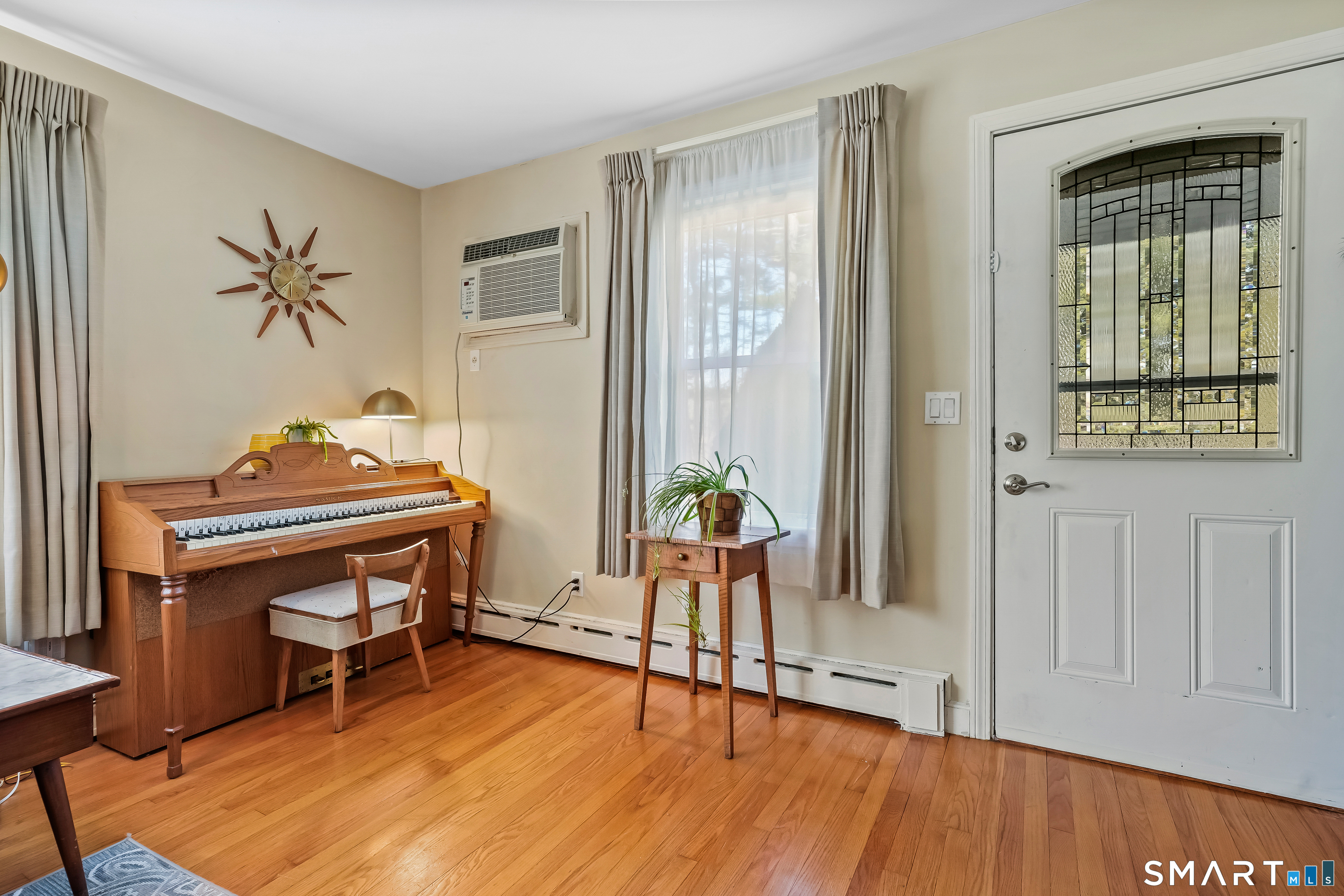 184 Greenway Street Hamden CT 06517