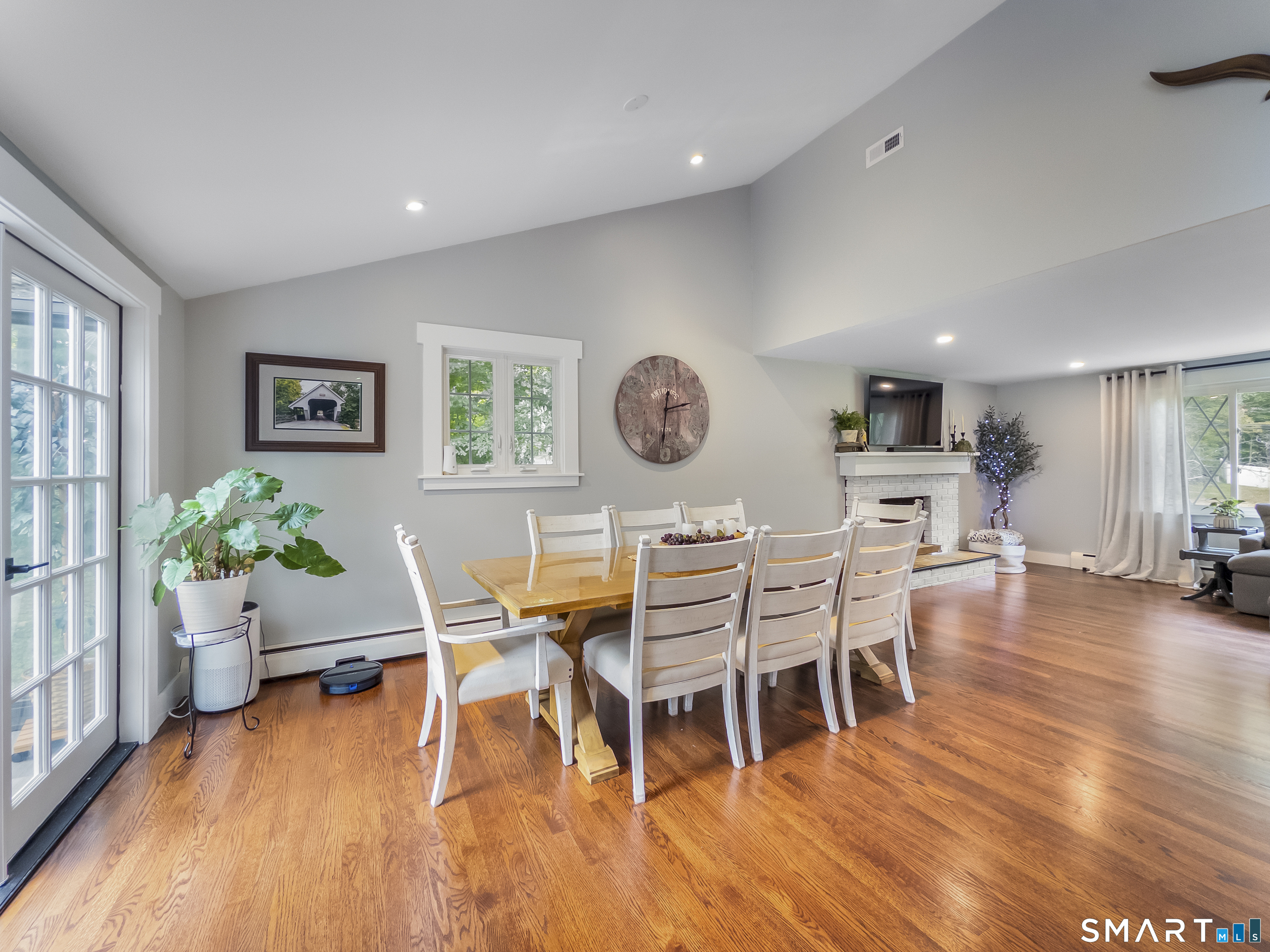 7 Bittersweet Drive North Branford CT 06471