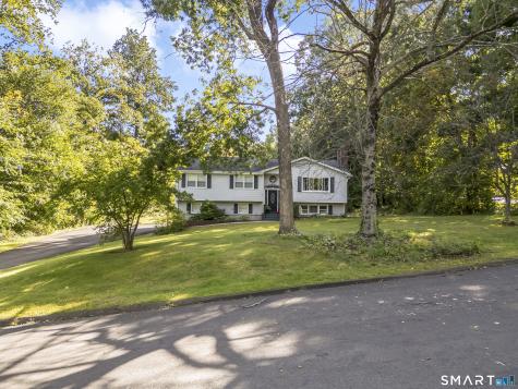 7 Bittersweet Drive North Branford CT 06471
