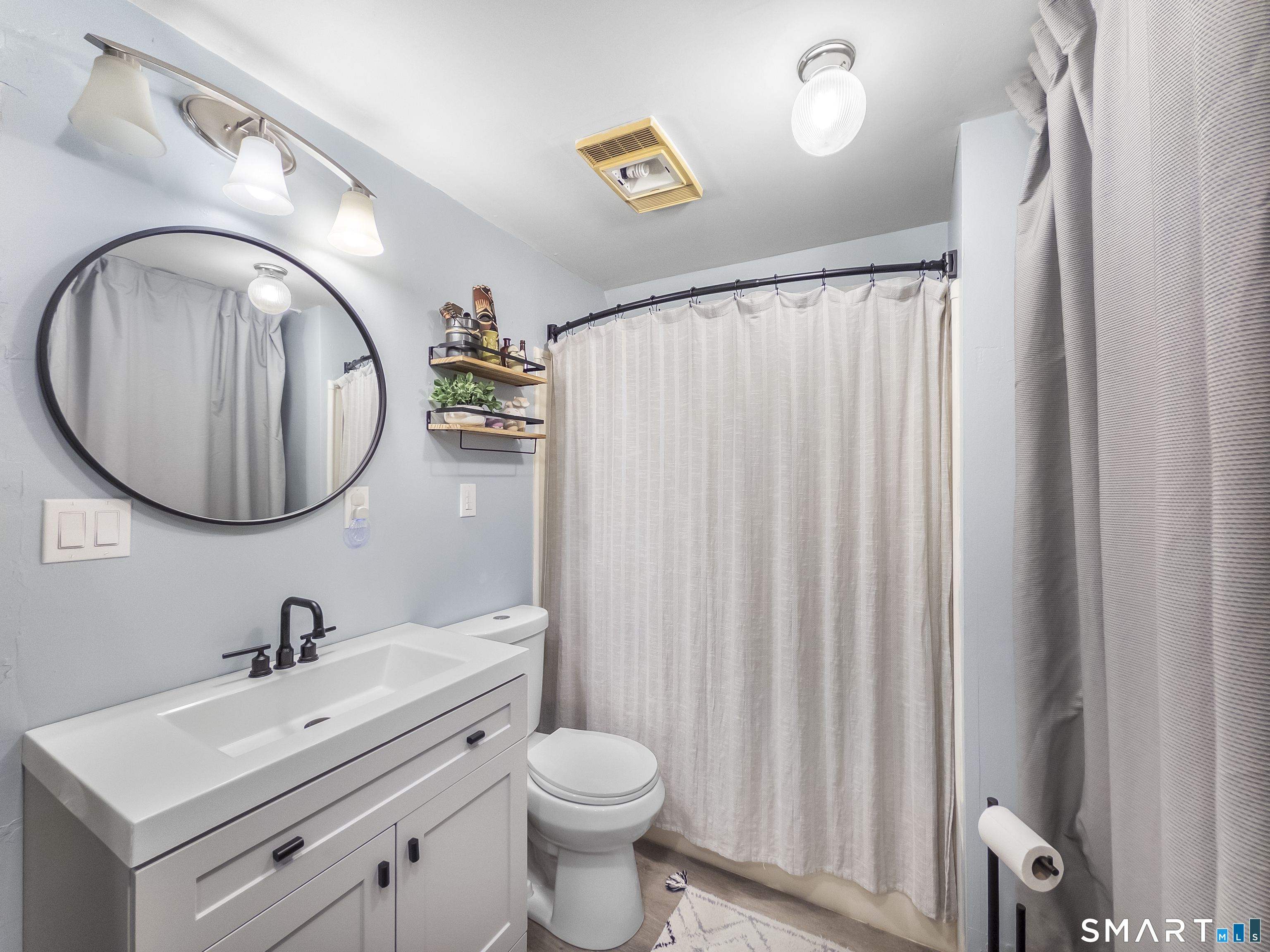 7 Bittersweet Drive North Branford CT 06471