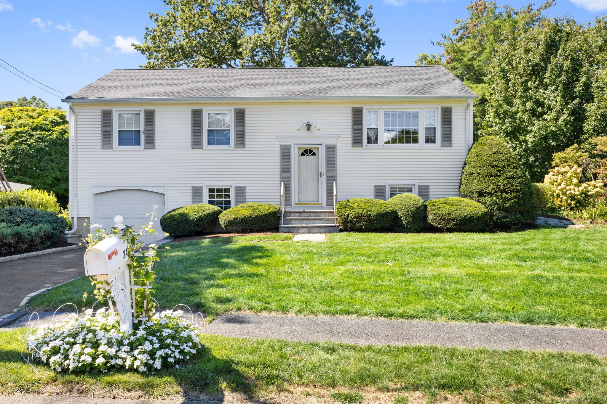 24 Guilford Lane Greenwich CT 06831
