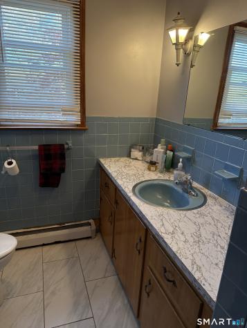 67 Gail Drive Naugatuck CT 06770