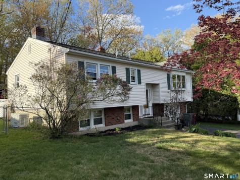 67 Gail Drive Naugatuck CT 06770