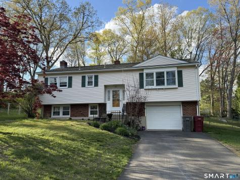 67 Gail Drive Naugatuck CT 06770