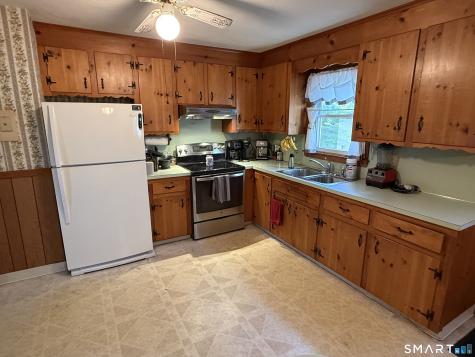 67 Gail Drive Naugatuck CT 06770