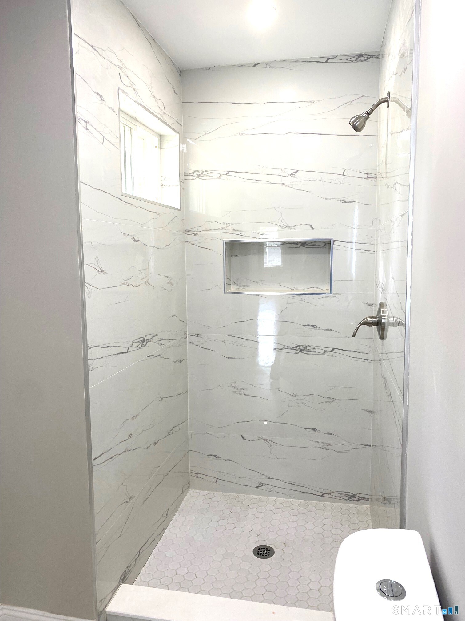 277 Alba Avenue Bridgeport CT 06606
