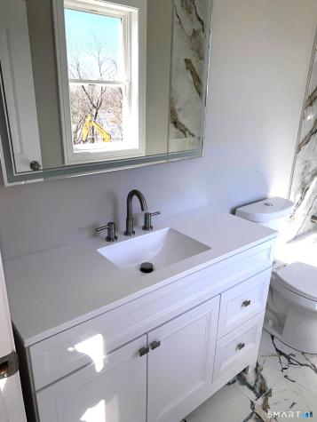 277 Alba Avenue Bridgeport CT 06606