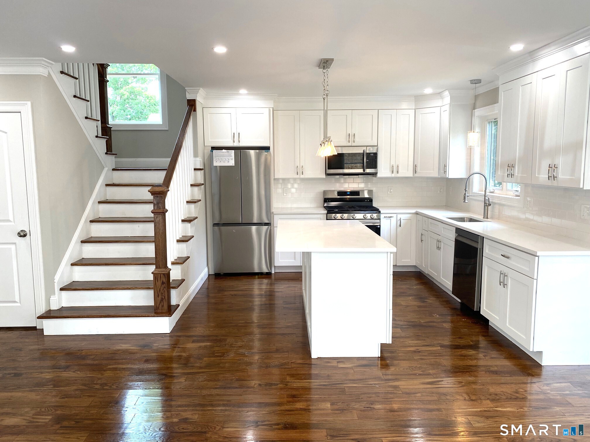 277 Alba Avenue Bridgeport CT 06606