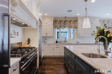 164 Taunton Hill Road Newtown CT 06470