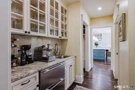 164 Taunton Hill Road Newtown CT 06470