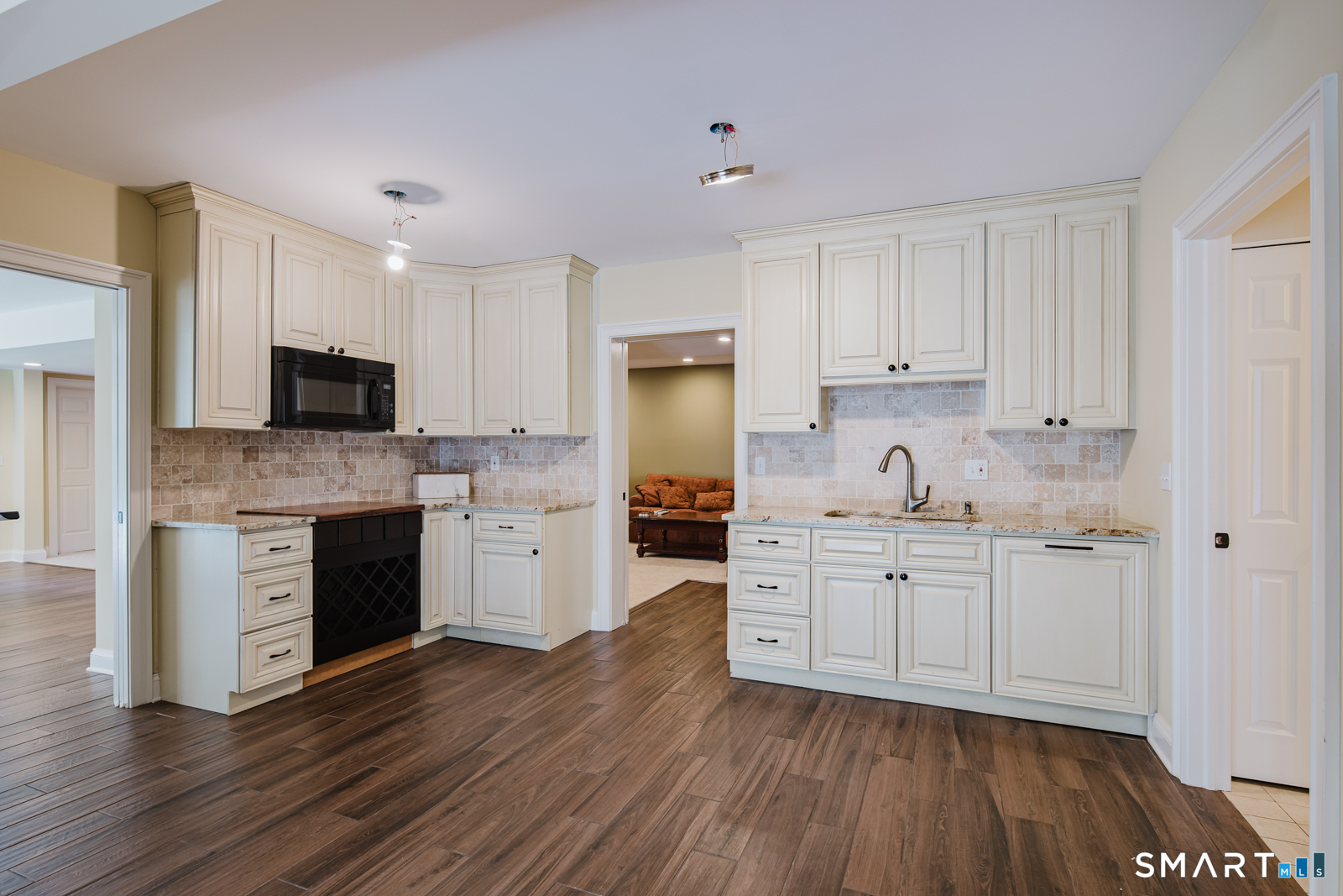 164 Taunton Hill Road Newtown CT 06470