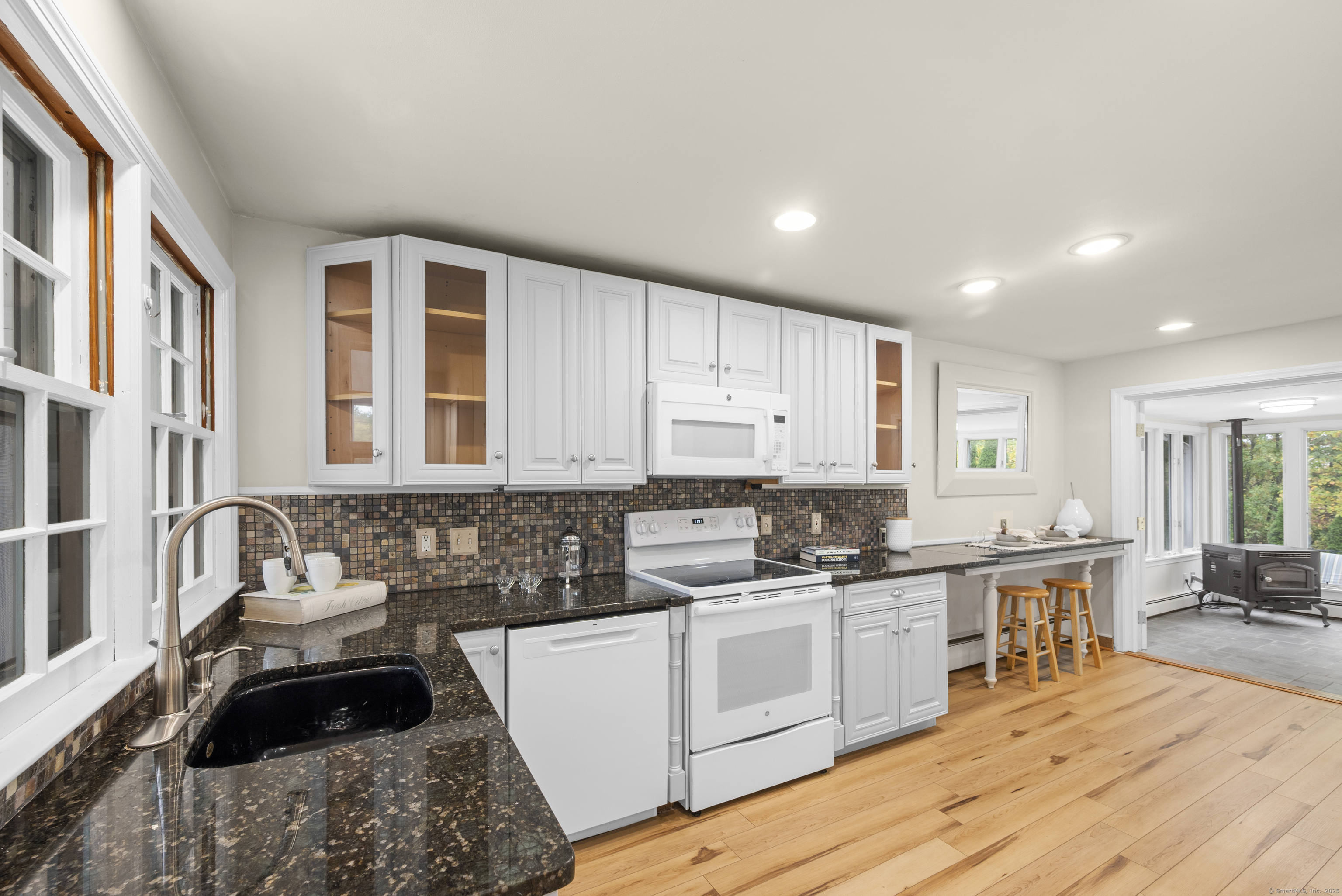 11 High Gate Lane West Hartford CT 06107