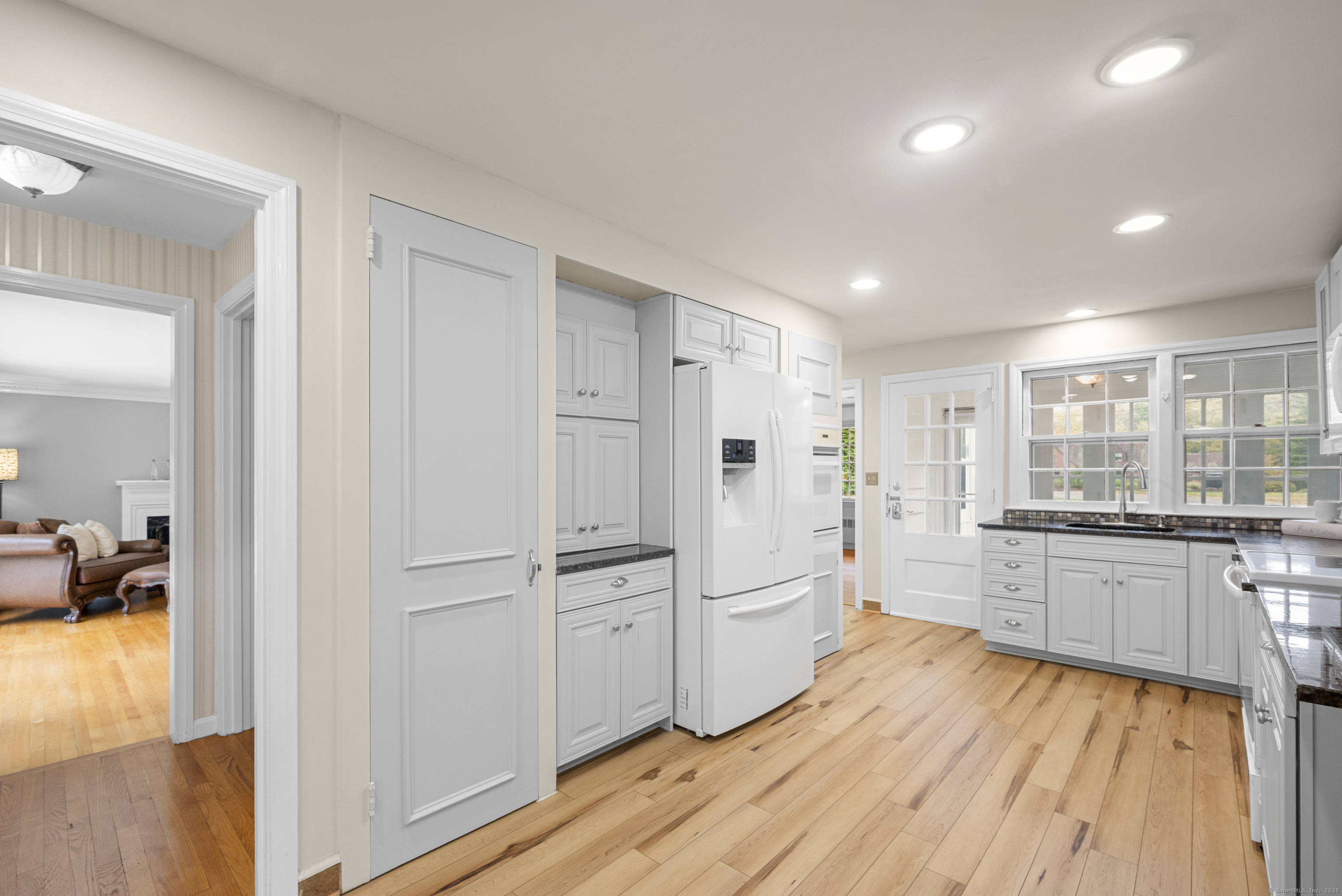 11 High Gate Lane West Hartford CT 06107