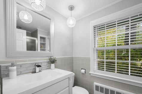 11 High Gate Lane West Hartford CT 06107