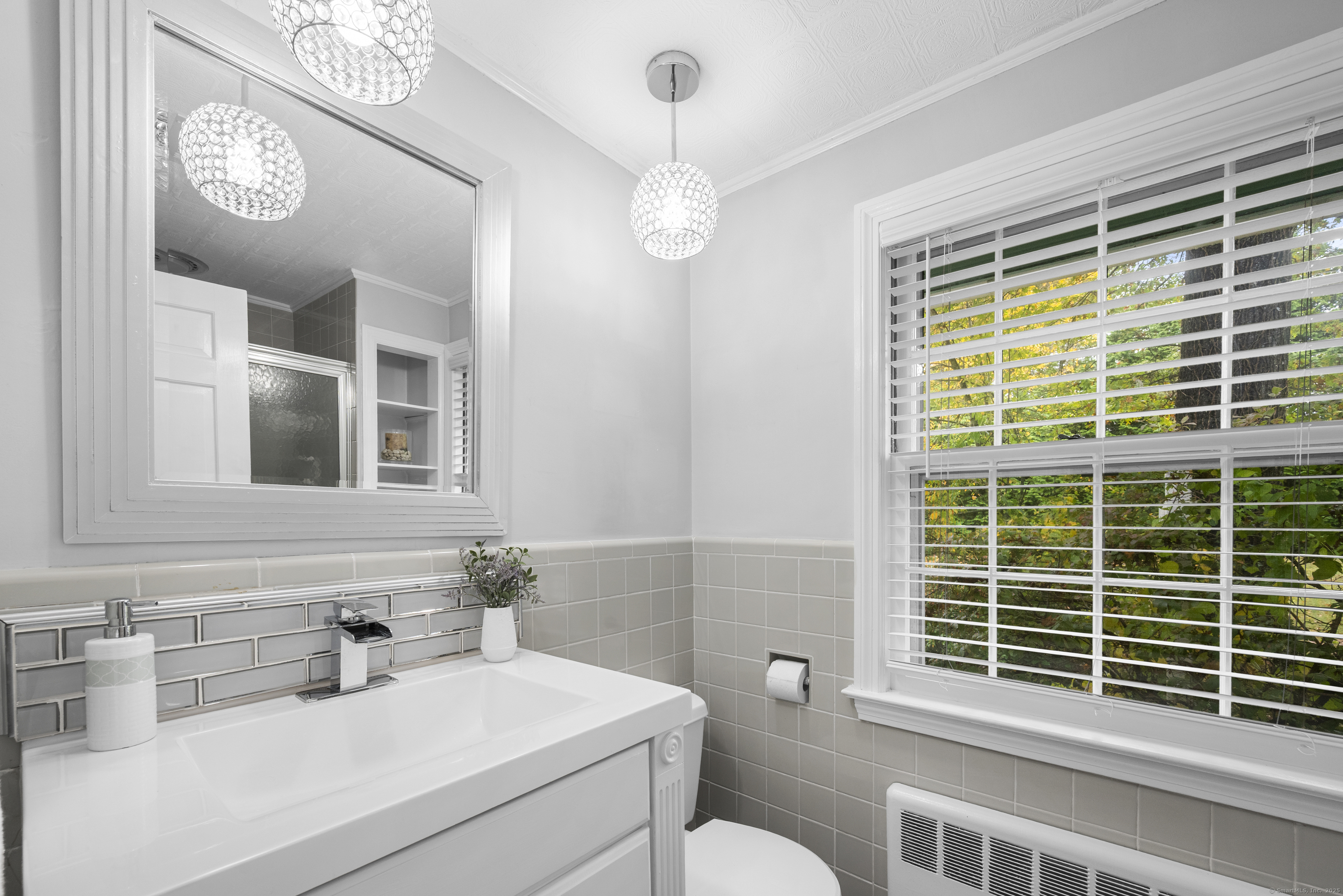 11 High Gate Lane West Hartford CT 06107