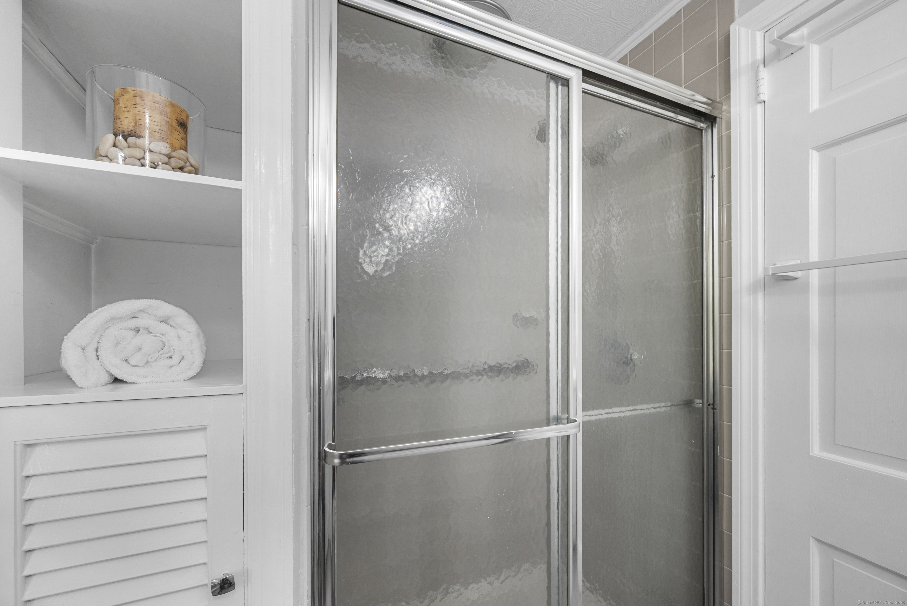 11 High Gate Lane West Hartford CT 06107