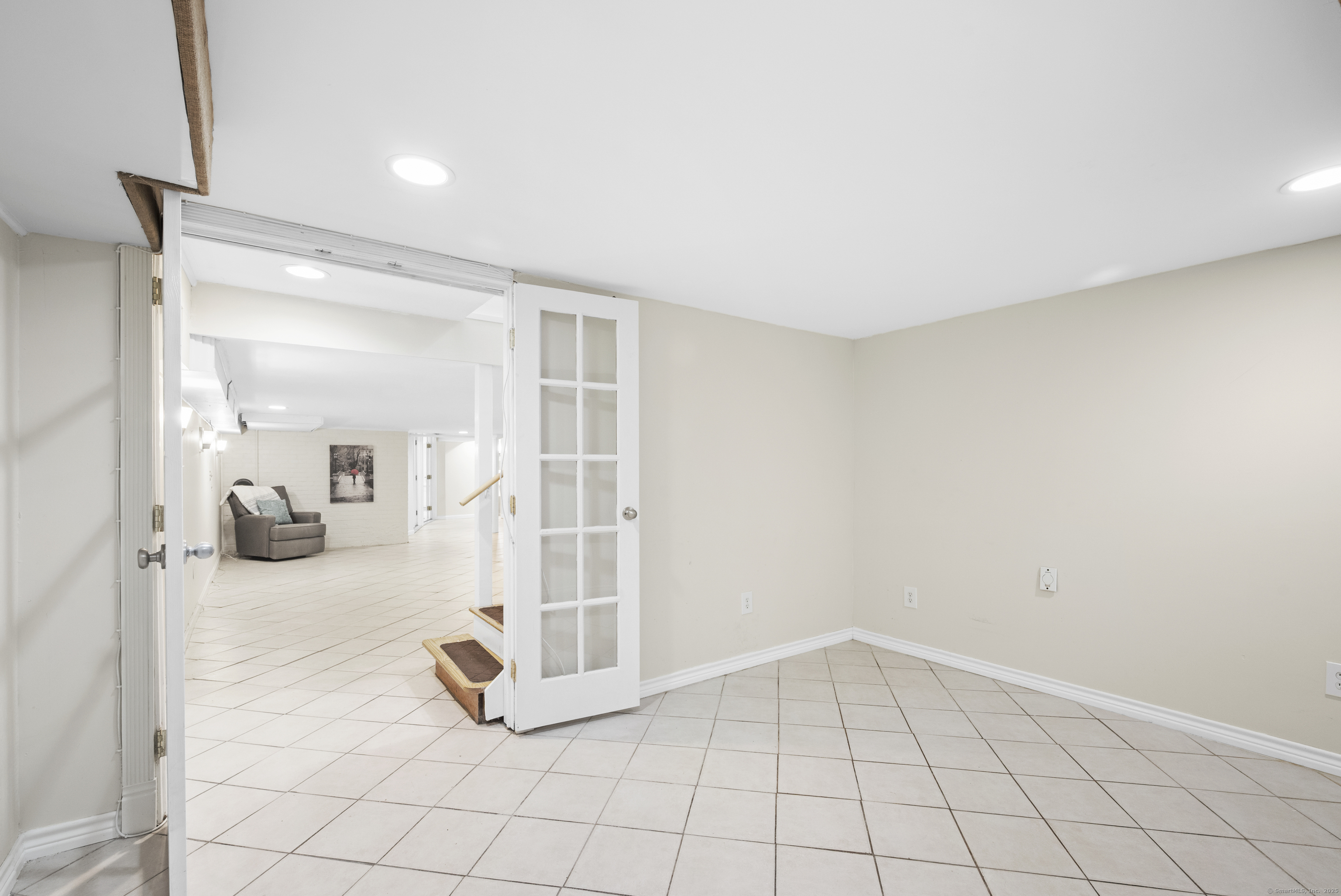 11 High Gate Lane West Hartford CT 06107