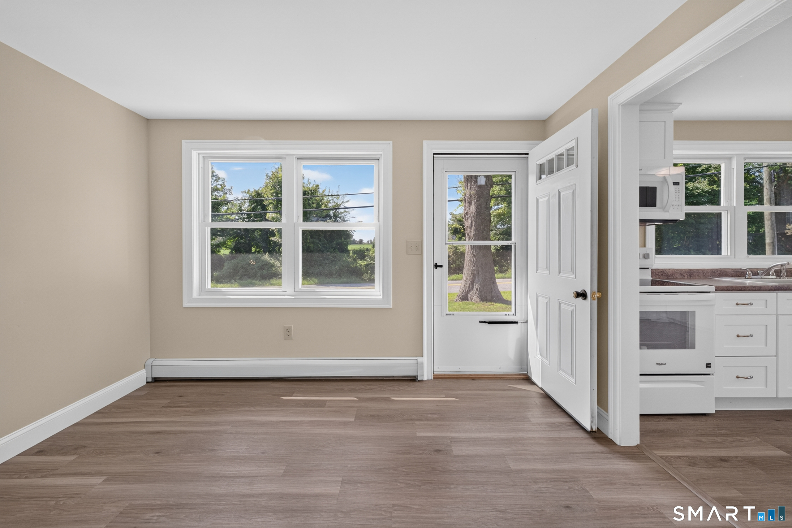 6 White Plains Road Norwich CT 06360