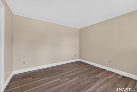 6 White Plains Road Norwich CT 06360