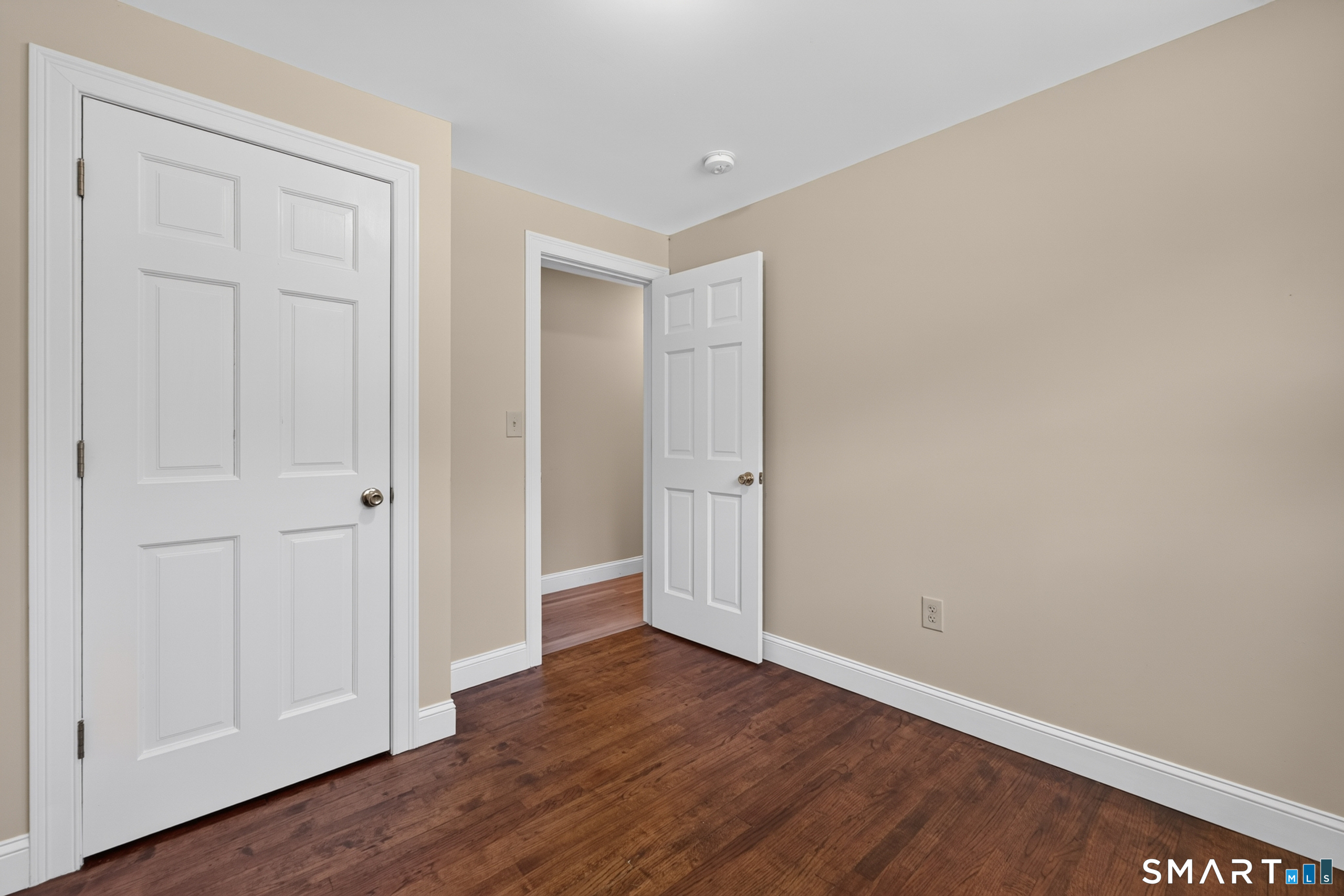 6 White Plains Road Norwich CT 06360