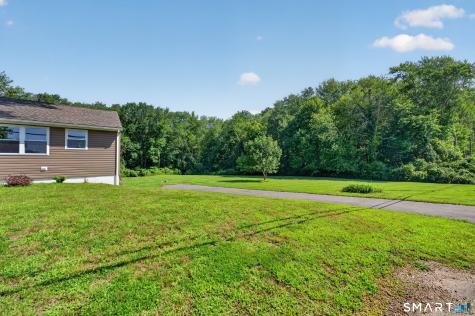6 White Plains Road Norwich CT 06360