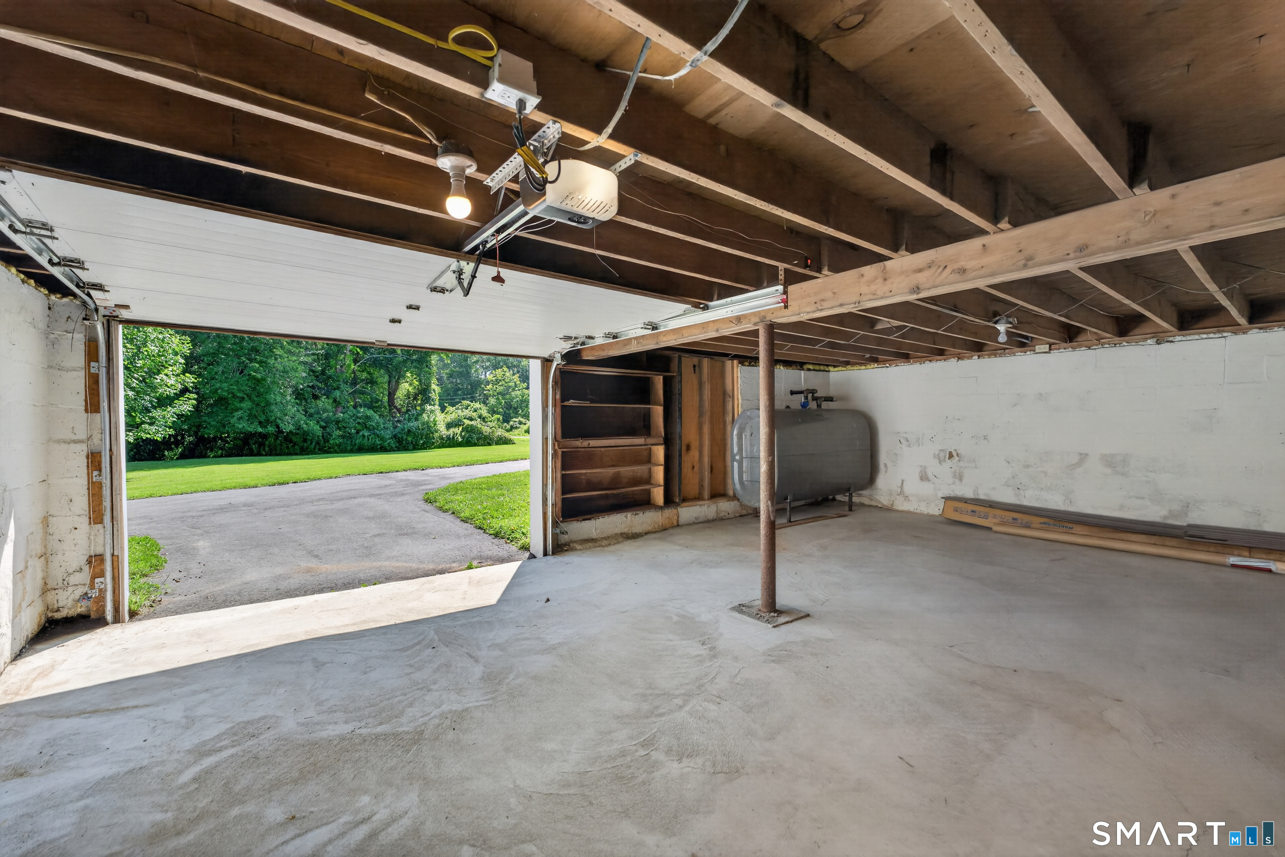 6 White Plains Road Norwich CT 06360