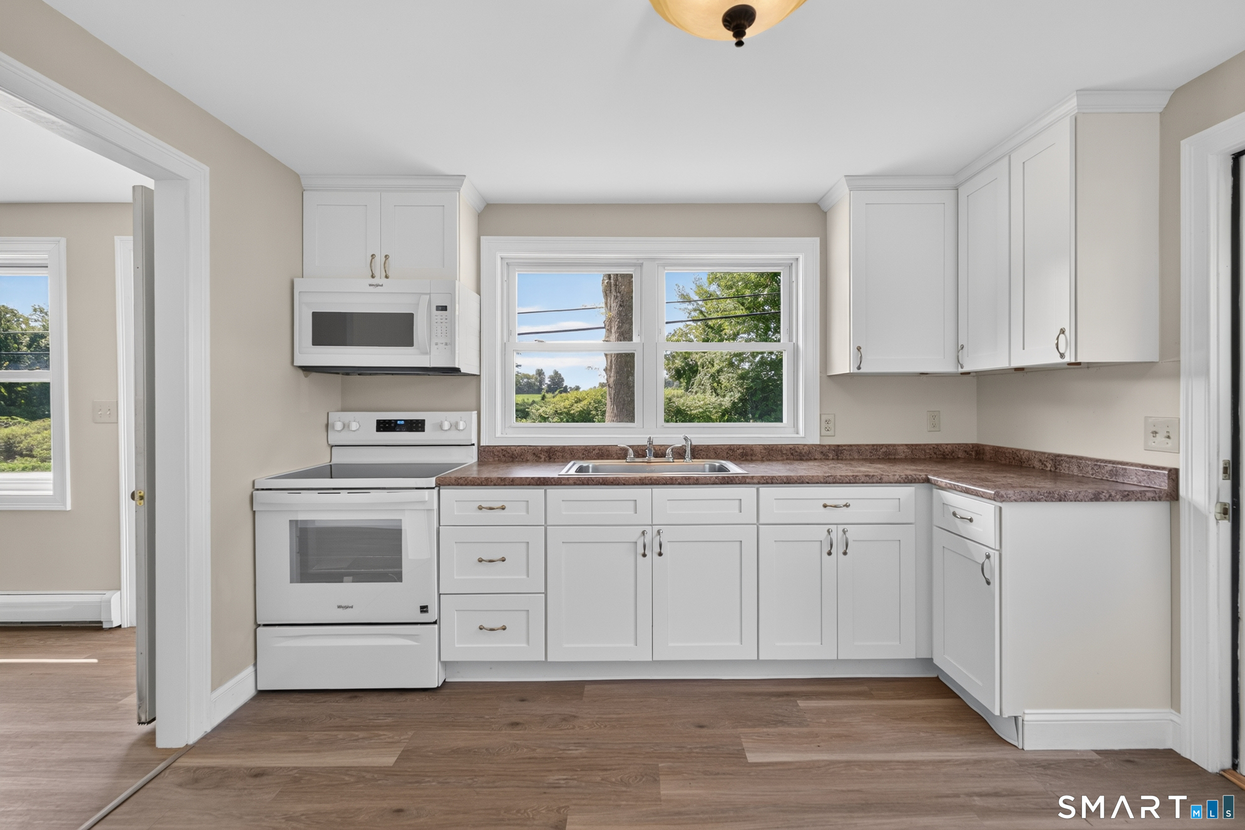 6 White Plains Road Norwich CT 06360