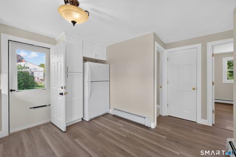 6 White Plains Road Norwich CT 06360