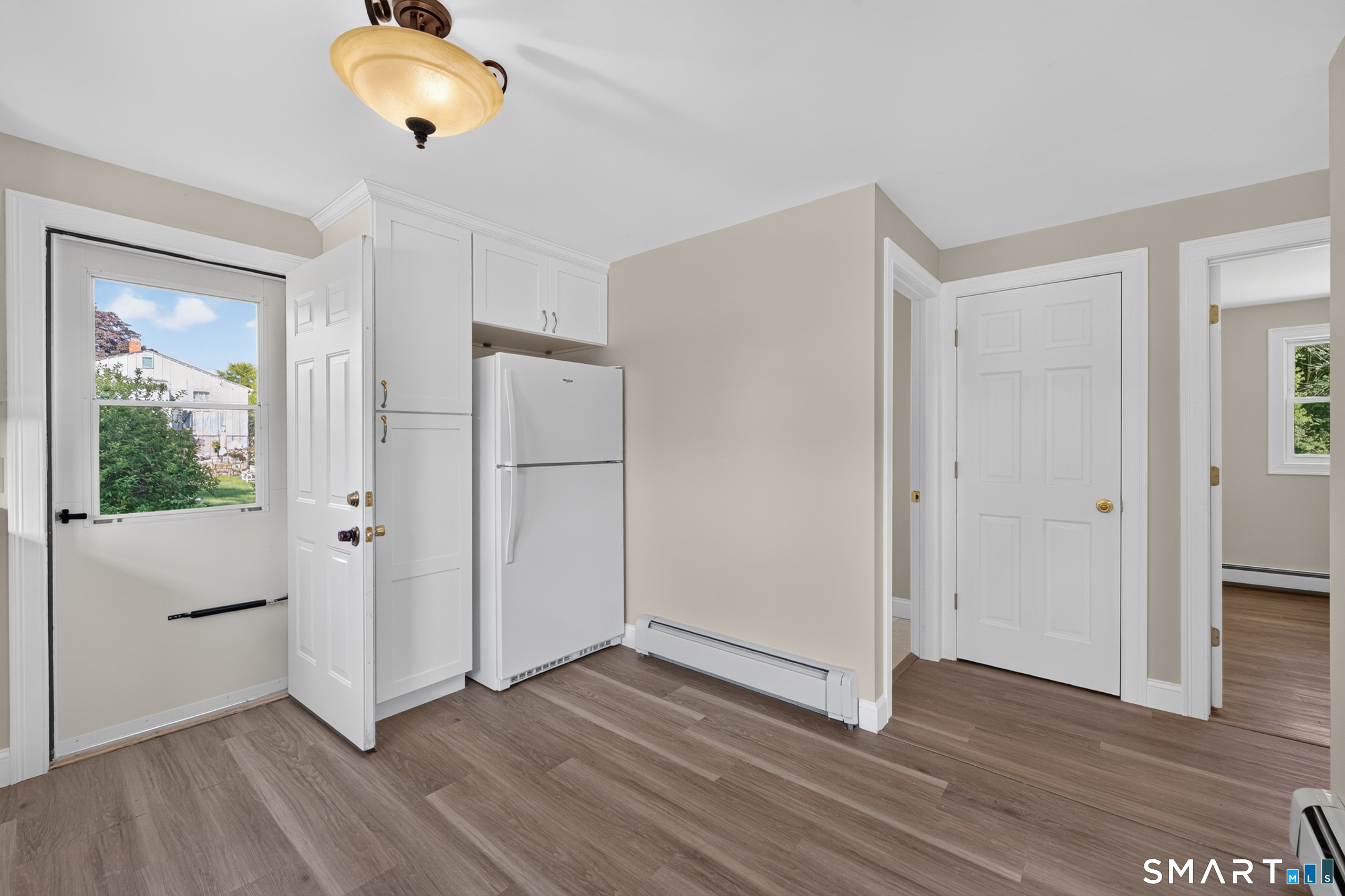 6 White Plains Road Norwich CT 06360