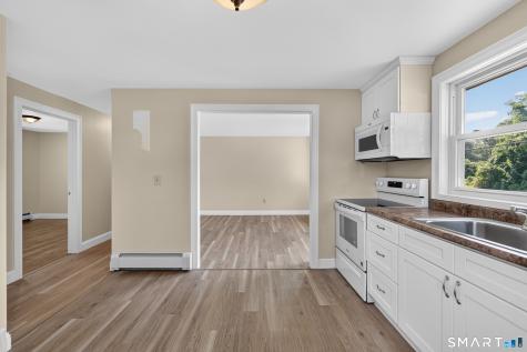 6 White Plains Road Norwich CT 06360