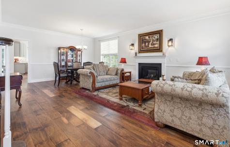 33 South Crossing Way Bethel CT 06801