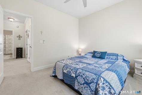 33 South Crossing Way Bethel CT 06801
