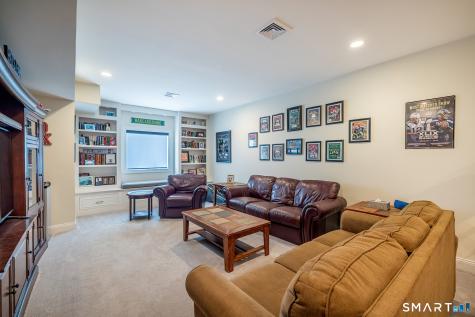 33 South Crossing Way Bethel CT 06801