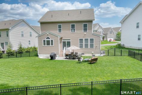 33 South Crossing Way Bethel CT 06801