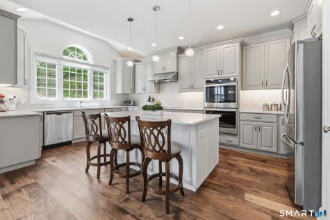 33 South Crossing Way Bethel CT 06801