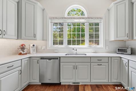 33 South Crossing Way Bethel CT 06801