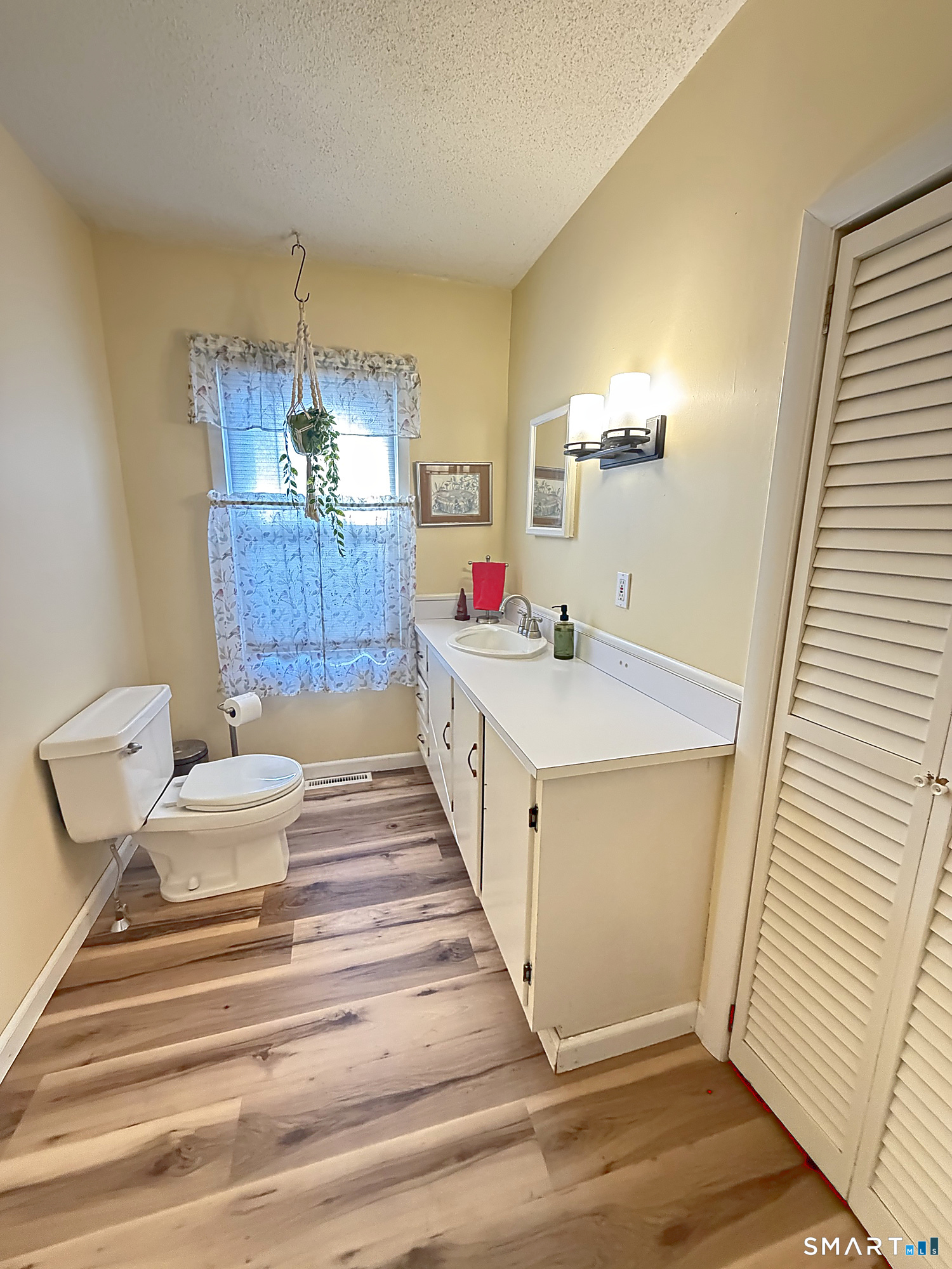 32 Reservoir Road Vernon CT 06066